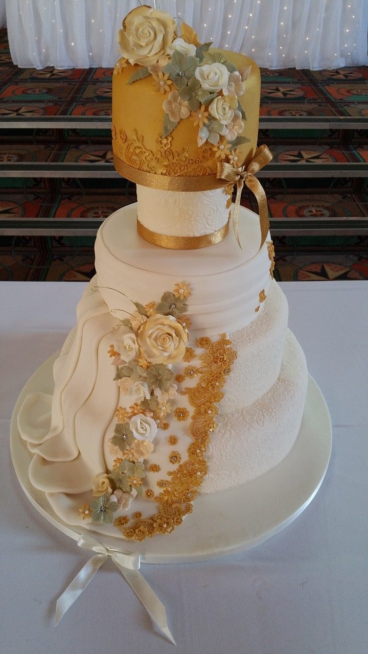 my gown wedding cake
